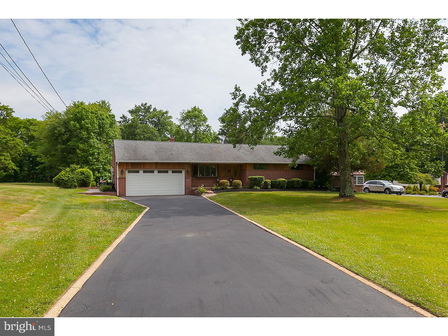 115 Lambs Road Sewell, NJ 08080 - Photo 2 of 18 Gallery Image 2