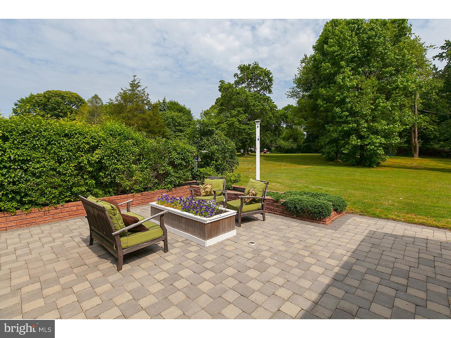 115 Lambs Road Sewell, NJ 08080 - Photo 4 of 18 Gallery Image 4