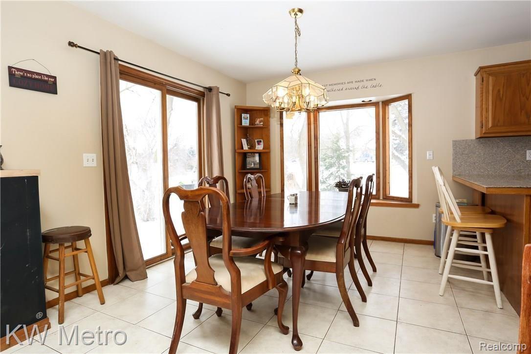 6811 Clintonville Road Clarkston, MI 48348 - Photo 11 of 32 Clintonville-11.jpg