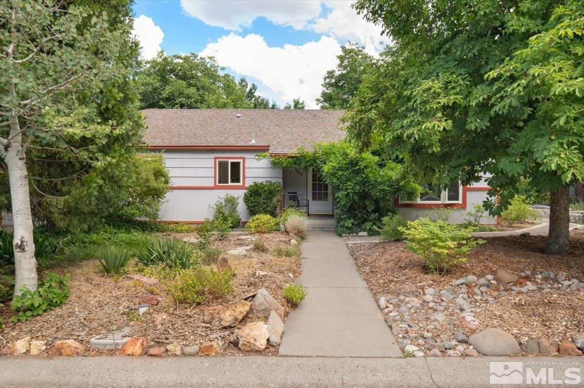 864 Daniel Drive Reno, NV 89509 - Photo 4 of 40 Photo 4