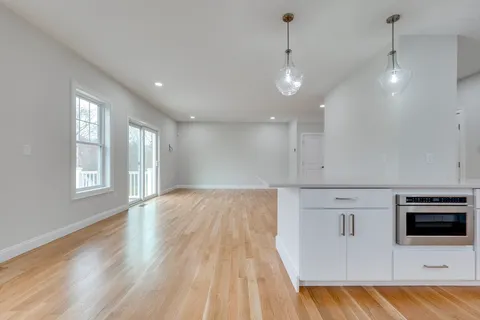 $1,049,900 | 17 Strongwater Drive, Salem, MA 01970