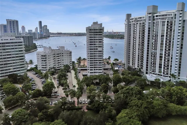 $1,350,000 | 11 Island Avenue, Unit 1611, Miami Beach, FL 33139