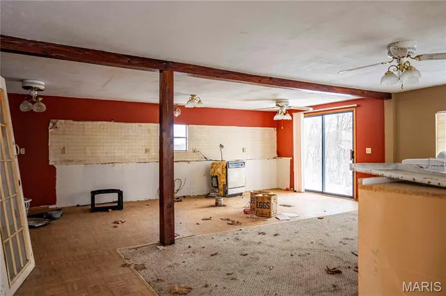 $1 | 345 Quarry Road, Silex, MO 63377