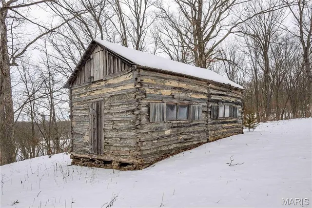 $1 | 345 Quarry Road, Silex, MO 63377