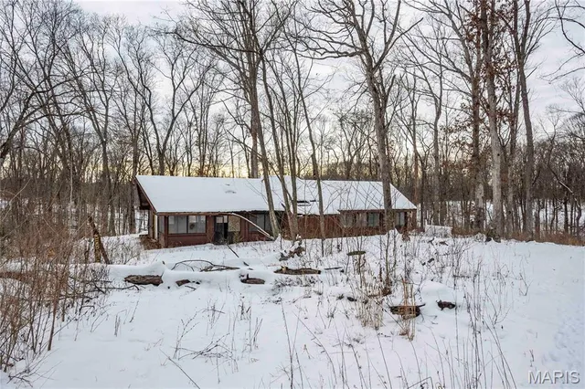 $1 | 345 Quarry Road, Silex, MO 63377