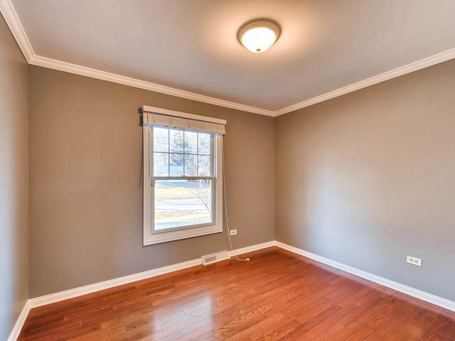 407 Highland Road Grayslake, IL 60030 - Photo 14 of 24 Gallery Image 14
