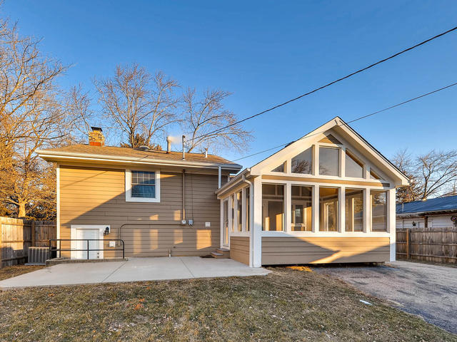 407 Highland Road Grayslake, IL 60030 - Photo 22 of 24 Gallery Image 22