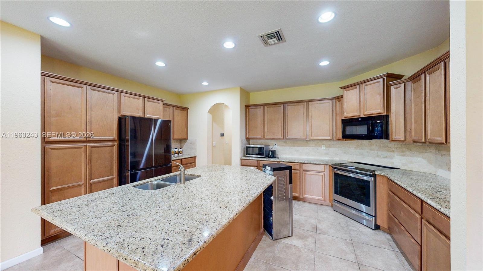 12922 Southwest 221st Street Miami, FL 33170 - Photo 15 of 84