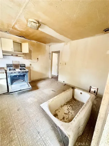 $36,999 | 13807 Carson Street, Trona, CA 93562