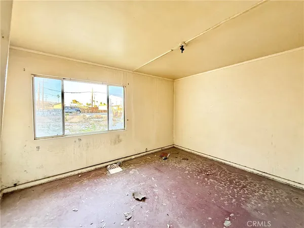 a view of a room with a empty space