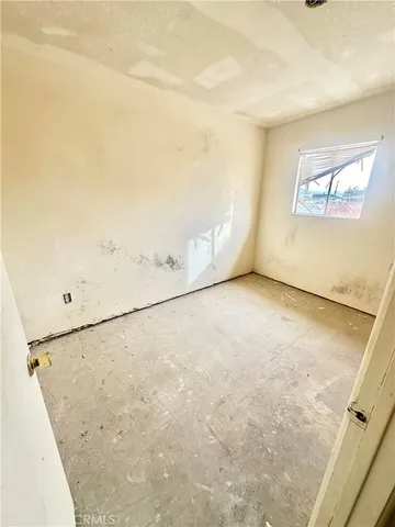 $36,999 | 13807 Carson Street, Trona, CA 93562