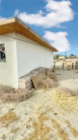 $36,999 | 13807 Carson Street, Trona, CA 93562