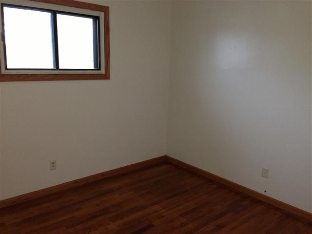 1210 Lima Road Kendallville, IN 46755 - Photo 14 of 26 Gallery Image 14