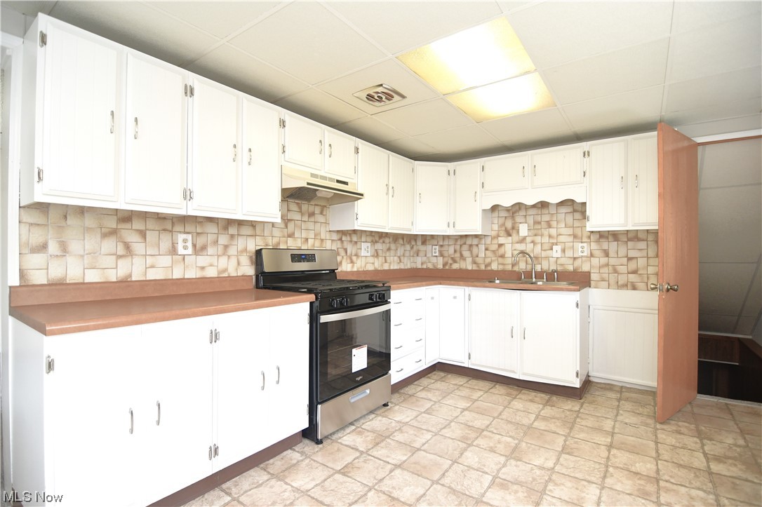 559 Baldwin Road Akron, OH 44312 - Photo 8 of 25 Lots of Storage