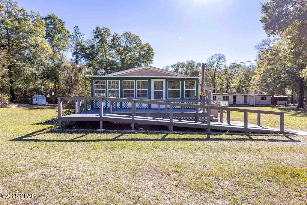 3939 Anders Road Caryville, FL 32427 - Photo 4 of 78