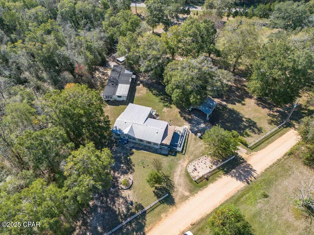 $149,900 | 3939 Anders Road, Caryville, FL 32427