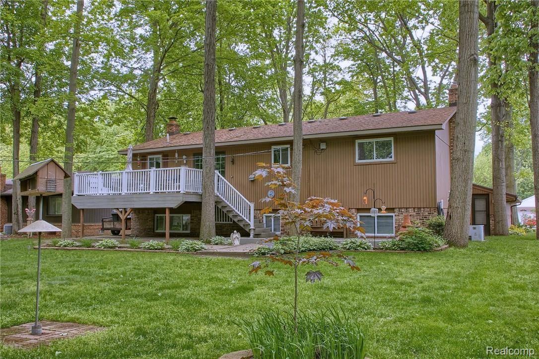11031 Messmore Road Utica, MI 48317 - Photo 29 of 30 Rear_3rd_View.jpg