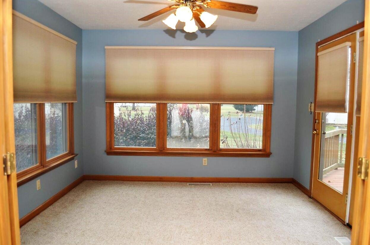271 Holder Road Baltimore, OH 43105 - Photo 18 of 66 Sun Room - 271 Holder Road NW, Baltimore, OH 43105