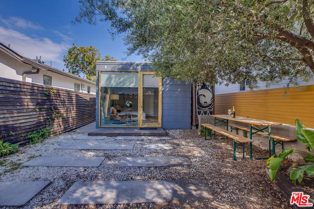 $1,550,000 | 745 Navy Street, Santa Monica, CA 90405