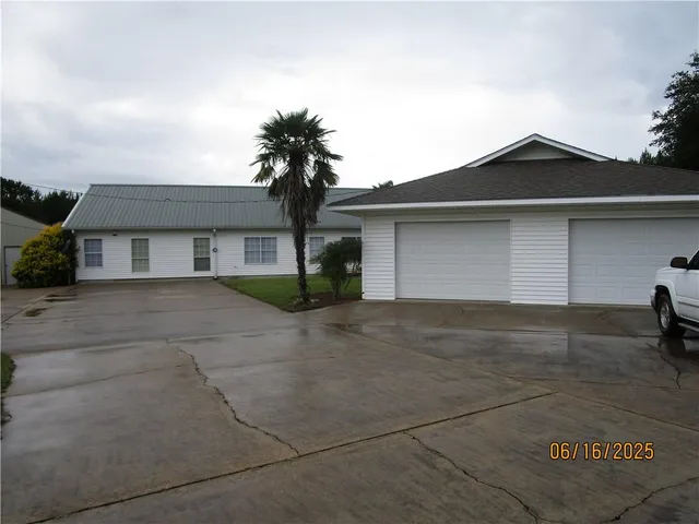 $650,000 | 7986 Highway 8, Colfax, LA 71417