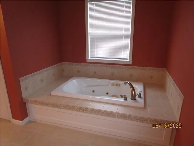 $650,000 | 7986 Highway 8, Colfax, LA 71417