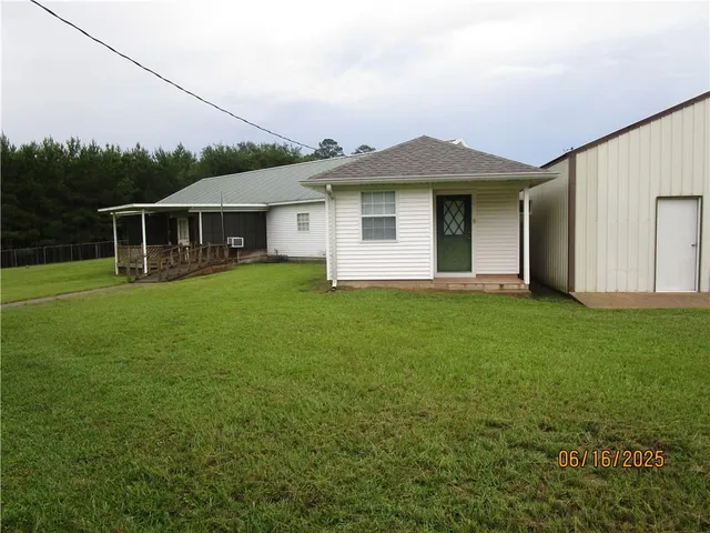 $650,000 | 7986 Highway 8, Colfax, LA 71417