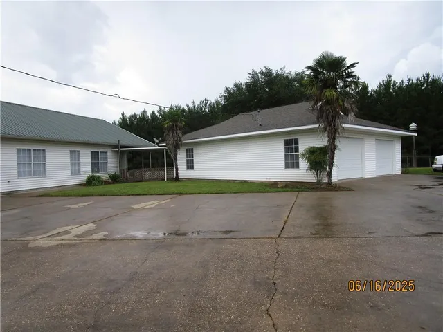 $650,000 | 7986 Highway 8, Colfax, LA 71417
