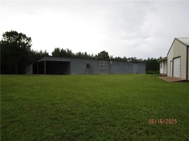 $650,000 | 7986 Highway 8, Colfax, LA 71417