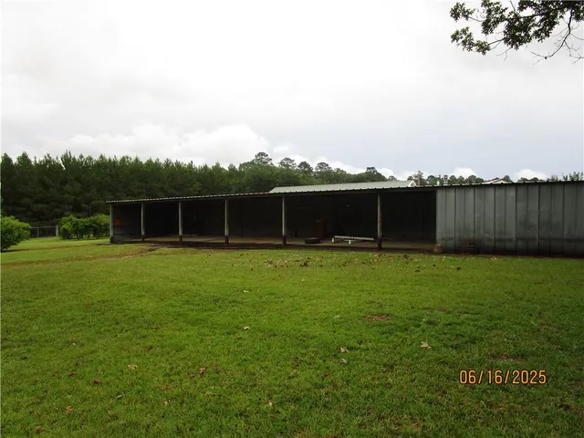 $650,000 | 7986 Highway 8, Colfax, LA 71417