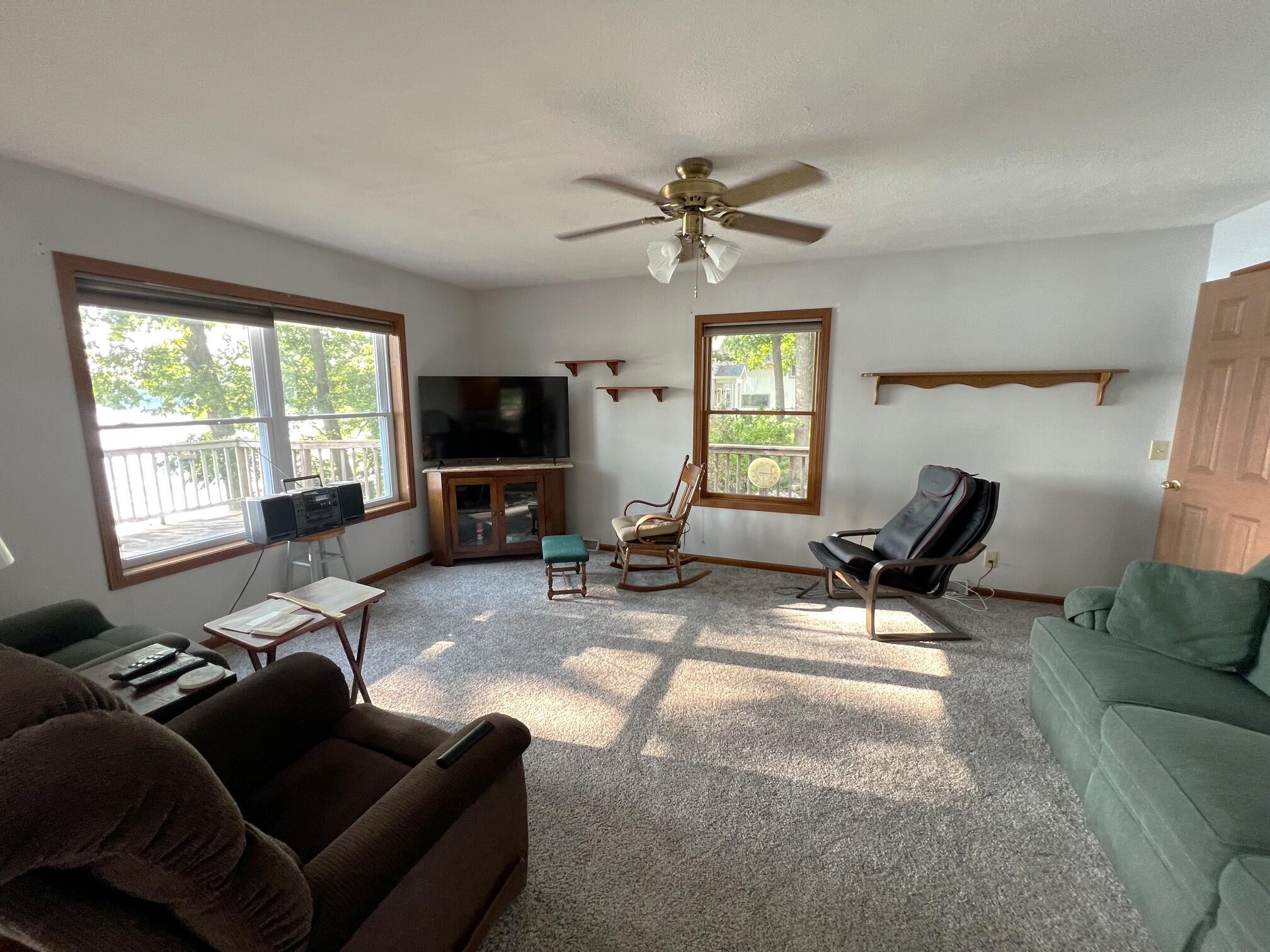 58310 East Clear Lake Road Three Rivers, MI 49093 - Photo 14 of 43 Living Room