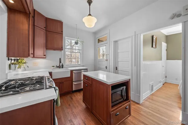 $569,000 | 1038 East 4th Avenue, Denver, CO 80218