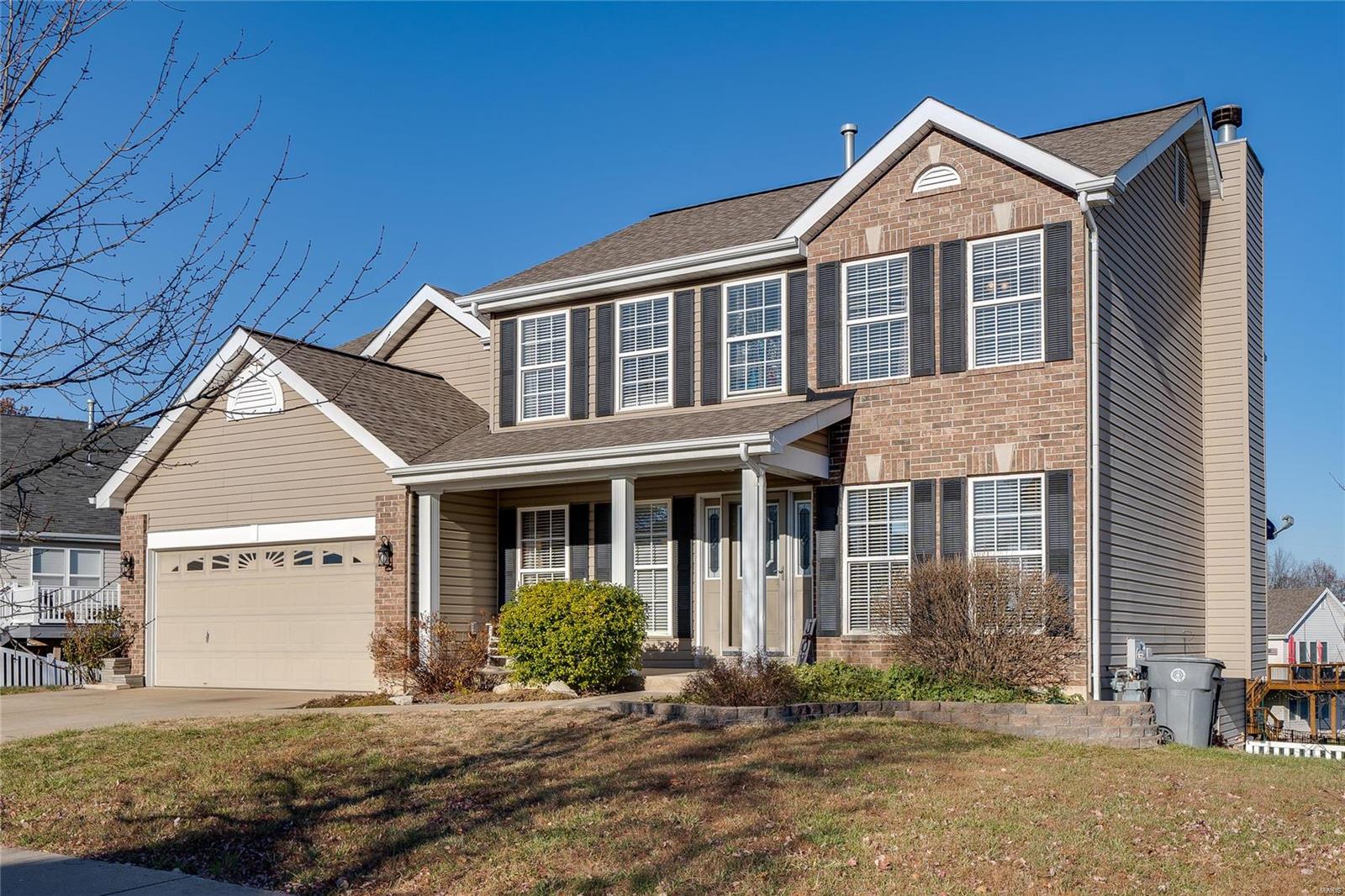 34 Logan Crossing Circle O'Fallon, MO 63366 - Photo 2 of 54