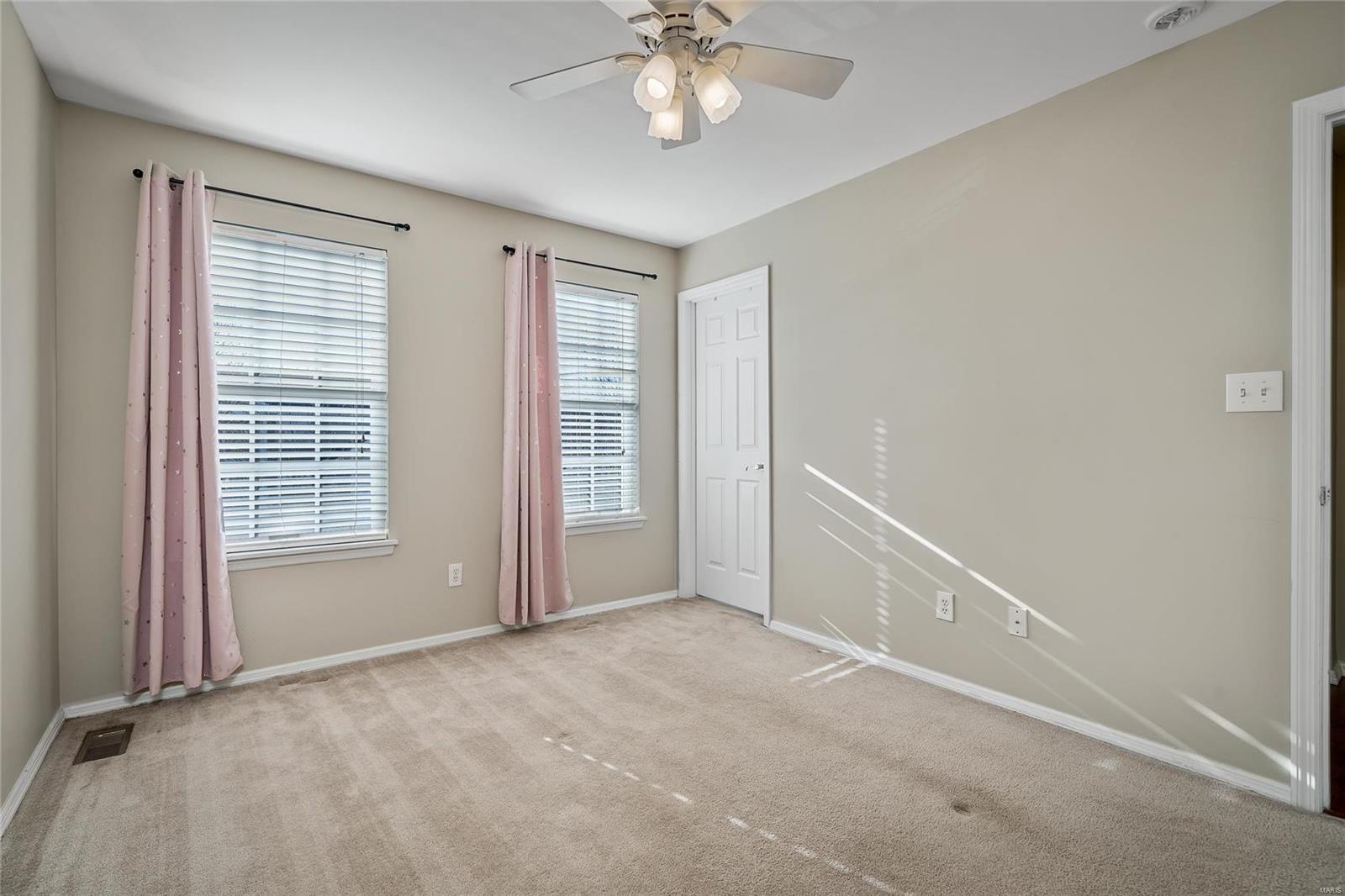 34 Logan Crossing Circle O'Fallon, MO 63366 - Photo 35 of 54