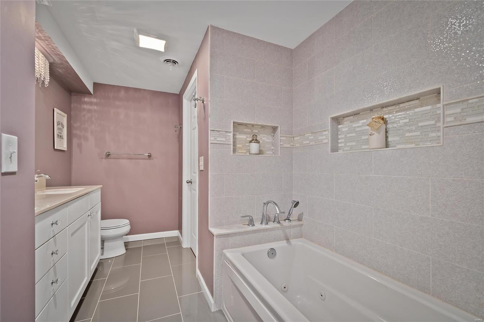 34 Logan Crossing Circle O'Fallon, MO 63366 - Photo 40 of 54