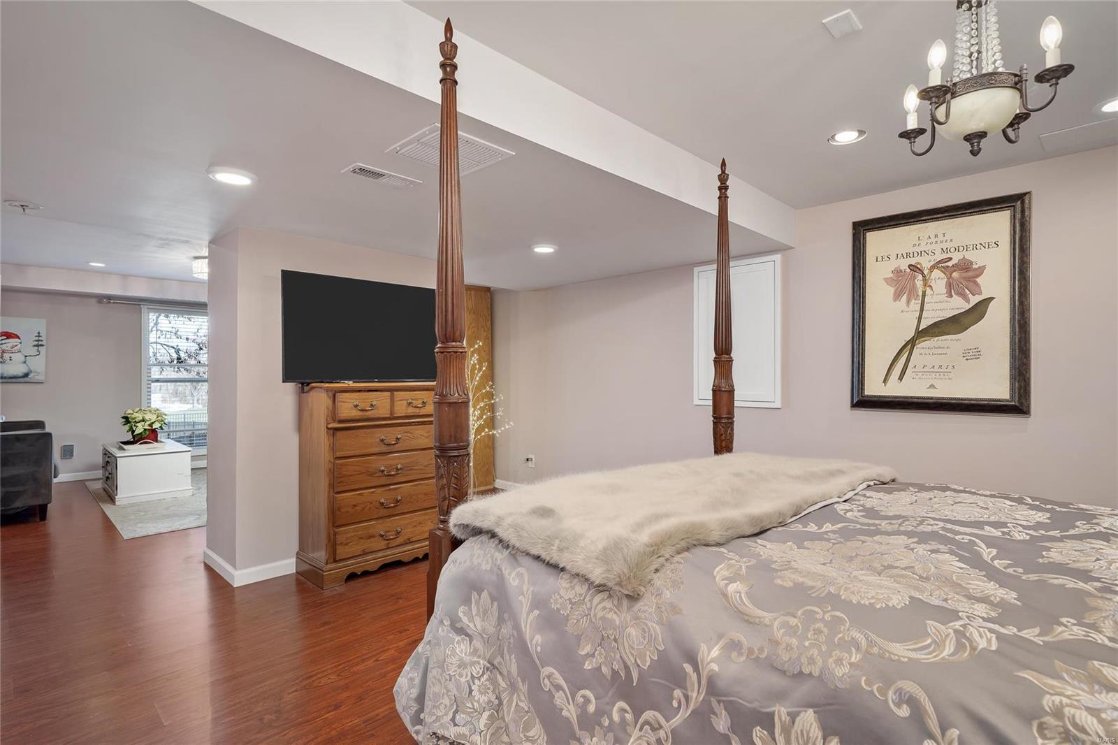 34 Logan Crossing Circle O'Fallon, MO 63366 - Photo 42 of 54