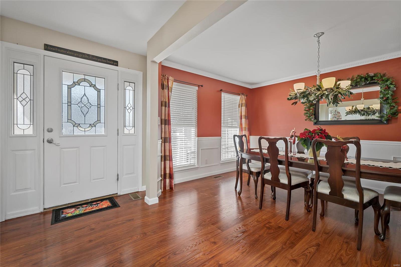 34 Logan Crossing Circle O'Fallon, MO 63366 - Photo 7 of 54