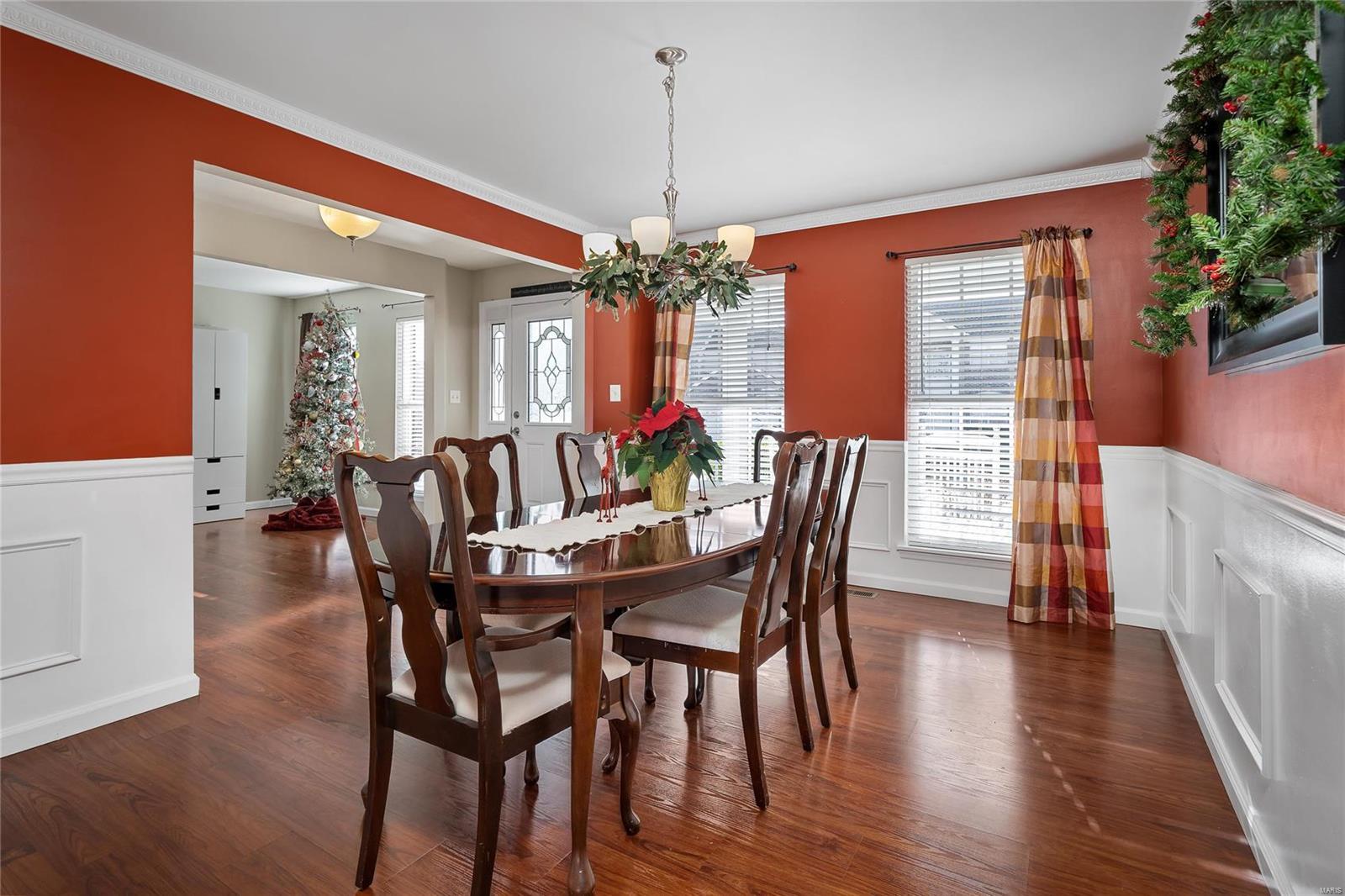 34 Logan Crossing Circle O'Fallon, MO 63366 - Photo 8 of 54