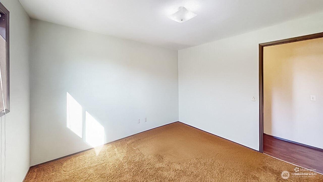 14835 Valley View Drive Mount Vernon, WA 98273 - Photo 11 of 25 an empty room with a window