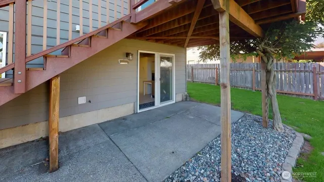 $550,000 | 14835 Valley View Drive, Mount Vernon, WA 98273