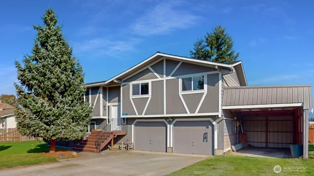 $550,000 | 14835 Valley View Drive, Mount Vernon, WA 98273