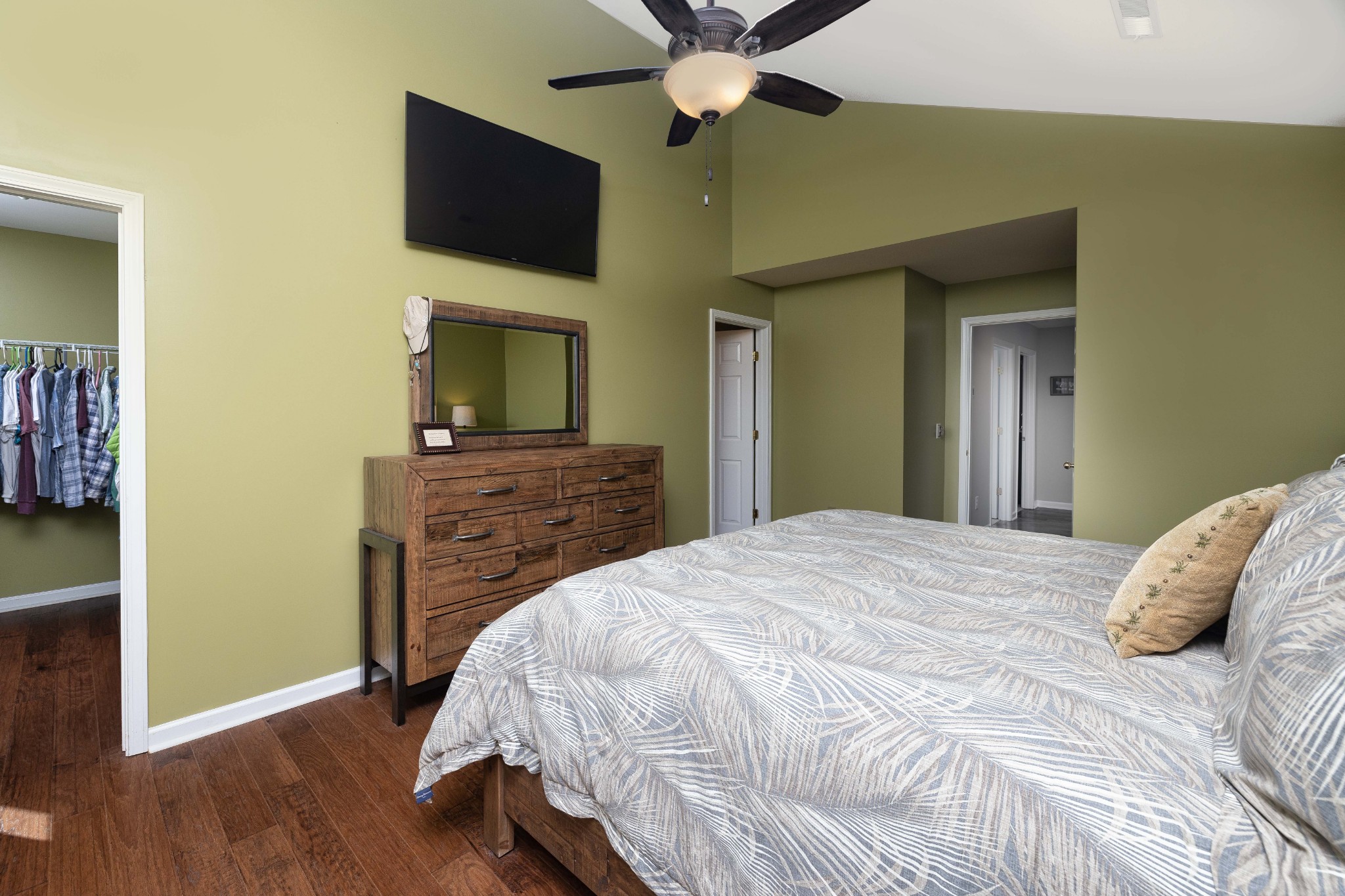 2736 McLemore Road Franklin, TN 37064 - Photo 15 of 50 a bedroom with a bed and a flat screen tv