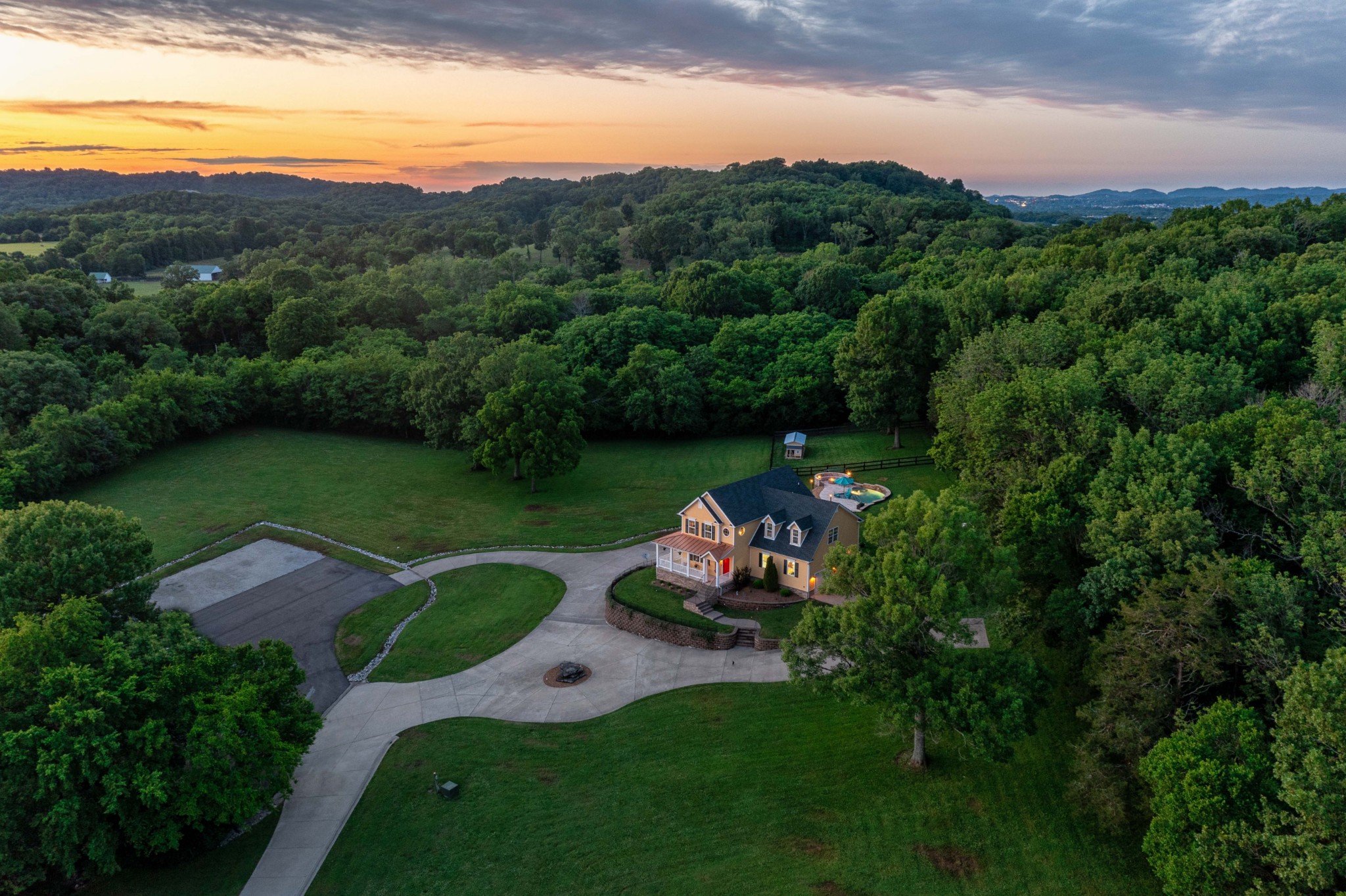 2736 McLemore Road Franklin, TN 37064 - Photo 44 of 50 an aerial view of a house with garden space and street view