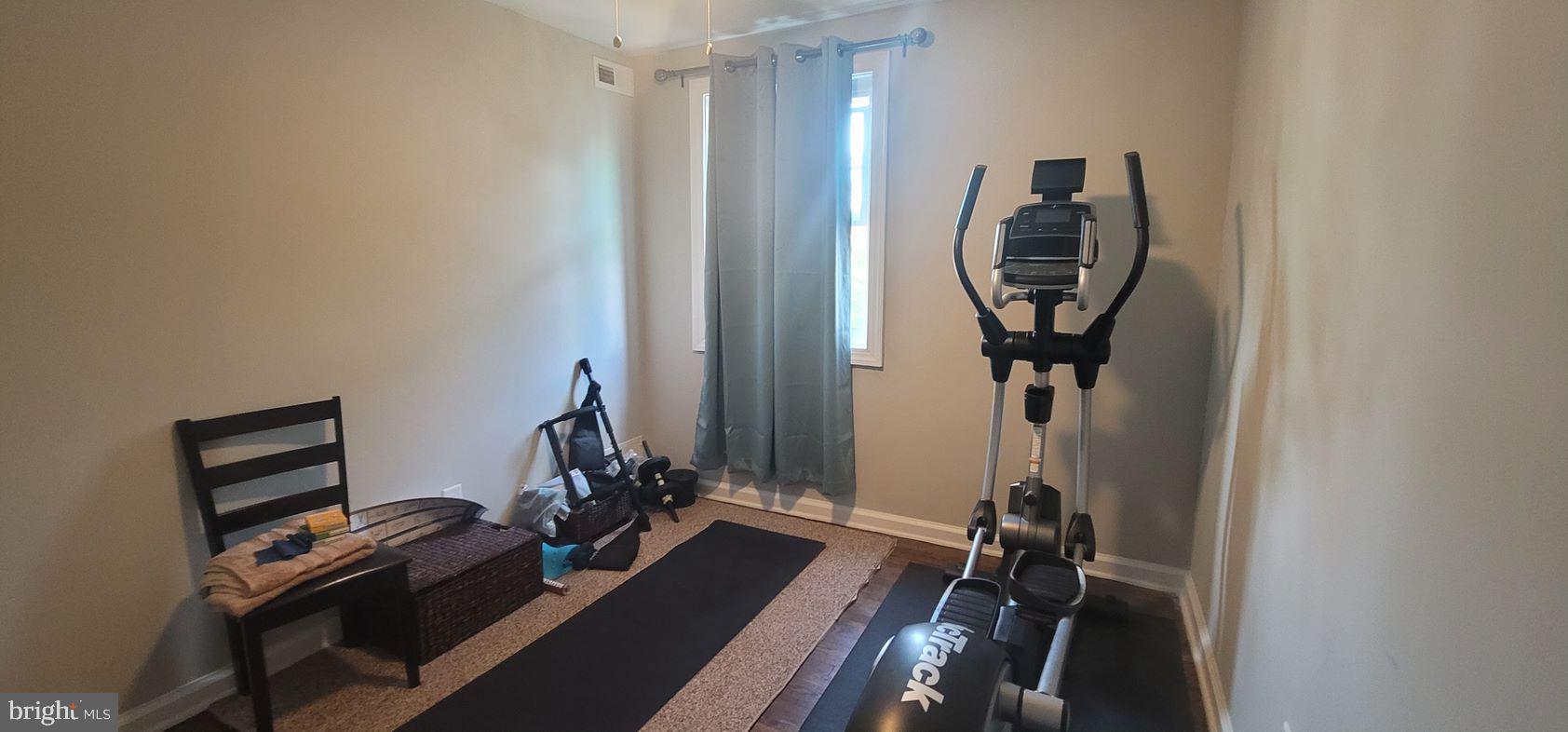 5438 Addington Road Baltimore, MD 21229 - Photo 17 of 20