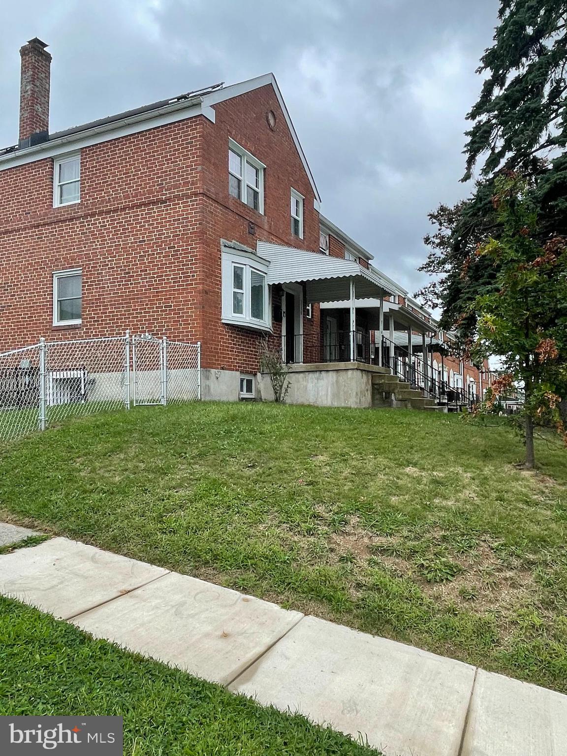 5438 Addington Road Baltimore, MD 21229 - Photo 5 of 20