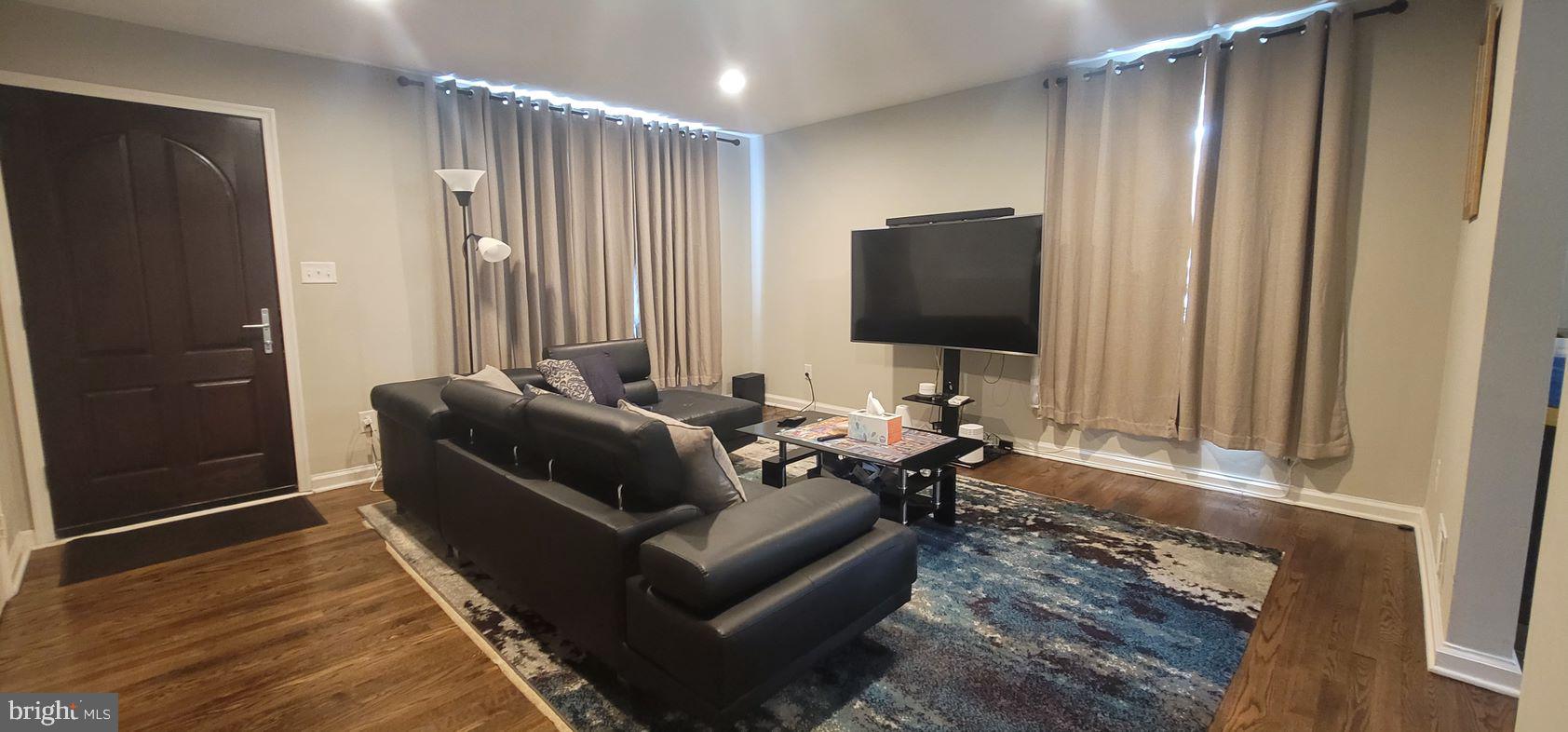 5438 Addington Road Baltimore, MD 21229 - Photo 8 of 20