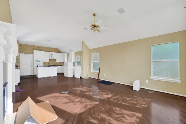 $480,000 | 19 South Scarlet Elm Court, The Woodlands, TX 77382