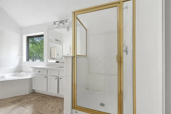 $480,000 | 19 South Scarlet Elm Court, The Woodlands, TX 77382