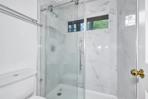 $480,000 | 19 South Scarlet Elm Court, The Woodlands, TX 77382