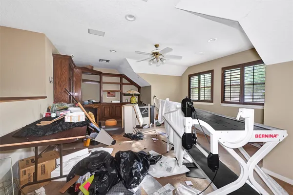 $480,000 | 19 South Scarlet Elm Court, The Woodlands, TX 77382