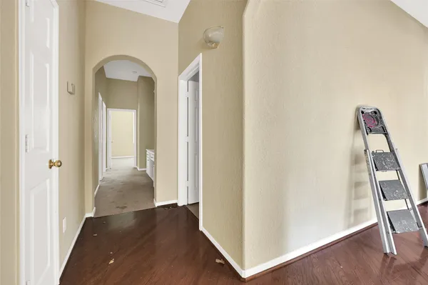 $480,000 | 19 South Scarlet Elm Court, The Woodlands, TX 77382